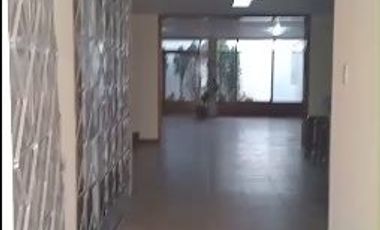 HUANCAYO ALQUILO CASA DE 815m2 AC- 3 PISOS FRENTE A PARQUE COMO OFIC. O VIVIENDA
