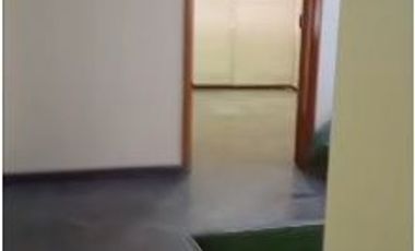 HUANCAYO ALQUILO CASA DE 815m2 AC- 3 PISOS FRENTE A PARQUE COMO OFIC. O VIVIENDA