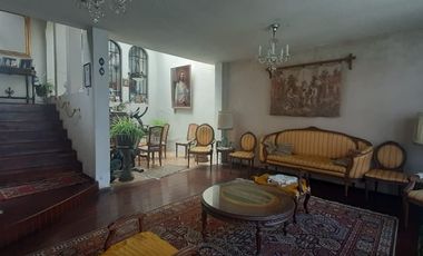 EN VENTA CASA CLÁSICA SECTOR CENTRO COMERCIAL QUICENTRO