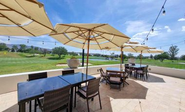 Departamento Planta Baja en Renta en exclusivo fracc con campo de Golf