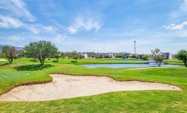 Departamento Planta Baja en Renta en exclusivo fracc con campo de Golf