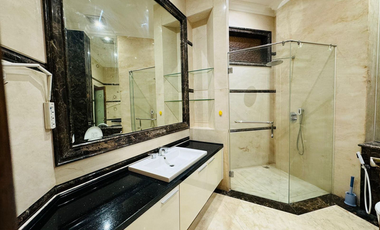 *Graha Famili Minimalis Full Marmer Mewah For Rent*