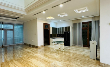 *Graha Famili Minimalis Full Marmer Mewah For Rent*
