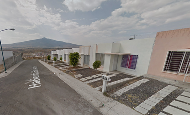 Casa en Venta en Fraccionamiento Hacienda del Sol, Michoacán JP