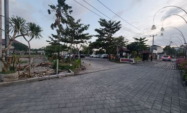 Tanah kavling murah di Seminyak - Lingkungan Hotel dan Villa