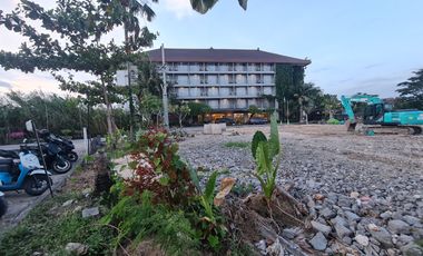 Tanah kavling murah di Seminyak - Lingkungan Hotel dan Villa