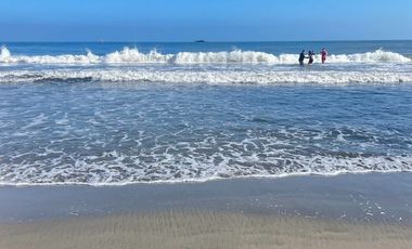 Se Vende Apartamento frente a la playa