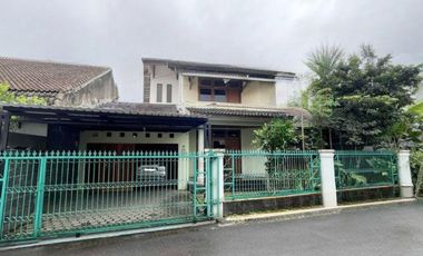 DIJUAL RUMAH TERAWAT DI AREA REGOL BKR BANDUNG TENGAH