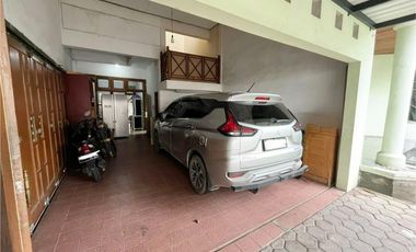 DIJUAL RUMAH TERAWAT DI AREA REGOL BKR BANDUNG TENGAH