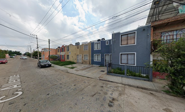 Casa en Calle Allende, Colinas de San Carlos, Tonalá, Jal. ¡No créditos!