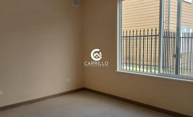 Arrendamos luminosa casa en condominio Brisas de Labranza