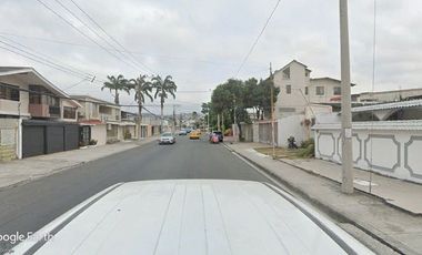 Casa vendo en Urdesa