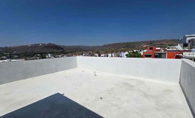 Casa en venta dentro de privada Bosques de la trinidad col plan de ayala