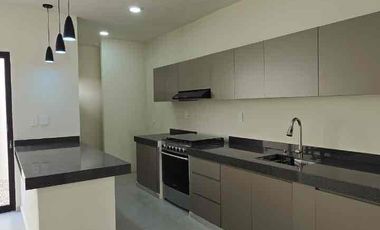 Casa en venta dentro de privada Bosques de la trinidad col plan de ayala