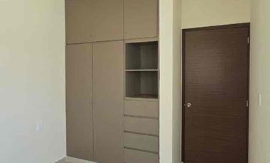Casa en venta dentro de privada Bosques de la trinidad col plan de ayala
