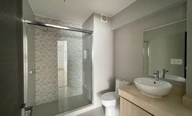 Vendo Amplio Flat de Estreno con Areas Comunes Ubicacion Centrica Chacarilla