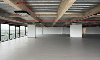 ARRIENDO OFICINA 584M2