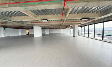 ARRIENDO OFICINA 584M2