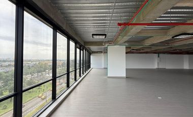ARRIENDO OFICINA 584M2