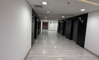 ARRIENDO OFICINA 584M2