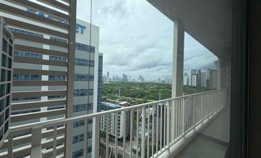 Park Mckinley West 2 Bedroom newly turnover fully furnished