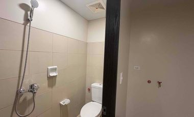 Park Mckinley West 2 Bedroom newly turnover fully furnished