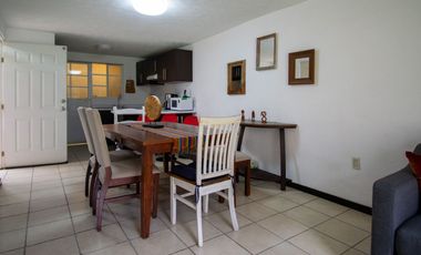 Casa amueblada en Senderos del Lago, vista al lago de Chapala y la montaña