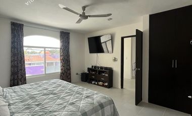 Casa en venta de 2 pisos con 3 recamaras y alberca al Norte de Mérida