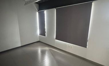 Edificio en Renta en Vista Dorada, Querétaro - 5 Niveles Ideales para Oficinas o Negocios