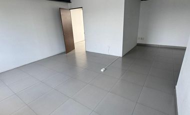 Edificio en Renta en Vista Dorada, Querétaro - 5 Niveles Ideales para Oficinas o Negocios
