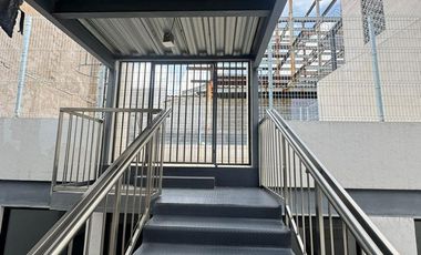Edificio en Renta en Vista Dorada, Querétaro - 5 Niveles Ideales para Oficinas o Negocios