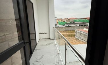 Se Vende Casa En El Condado de Vicollinci