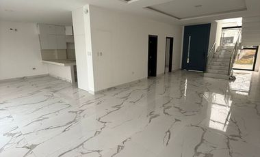 Se Vende Casa En El Condado de Vicollinci