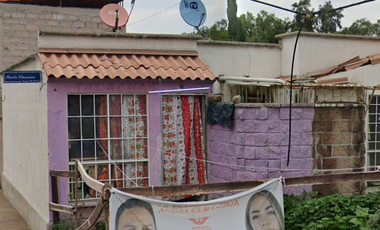 CASA DE RECUPERACIÓN BANCARIA EN CALLE SANTA VERONICA, COL. ARBOLADA LOS SAUCES, EDO MEX. ¡NO SE ACEPTAN CRÉDITOS!