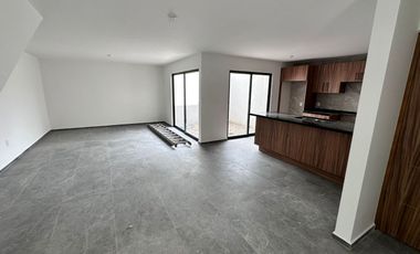 Hermosa Casa en Gran Peñon (Terrazas)