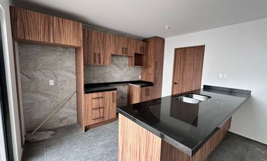 Hermosa Casa en Gran Peñon (Terrazas)