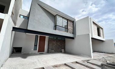 Hermosa Casa en Gran Peñon (Terrazas)