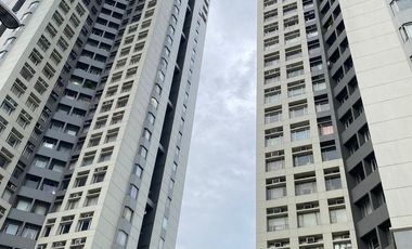 Penthouse in Makati for Lease at The Kingswood Condominium