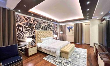 Multinational Village 6 bedrooms with pool in Paranaque City for Sale