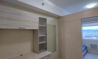 One bedroom in Berkeley Residences for sale