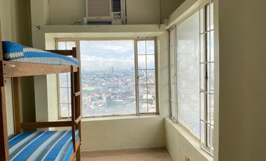 Penthouse in Kingswood Condominium