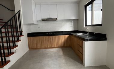 FOR RENT Paranaque BF Homes Nortwest. Dakar St. Modern Townhaus 3bedooms park