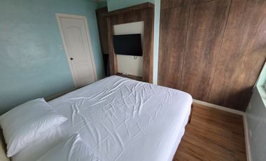 2-BR w/ Maids Room Fully Furnished Condo 92 sqm Manila Bay near MOA