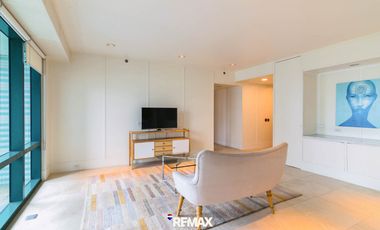Modern 2 Bedroom with Den in Amorsolo Square, Rockwell Makati