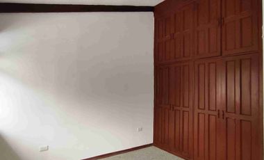 UNICA OPORTUNIDAD CASA PARA REMODELAR 218 m2. LA CAROLINA