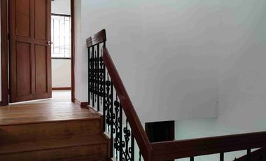 UNICA OPORTUNIDAD CASA PARA REMODELAR 218 m2. LA CAROLINA