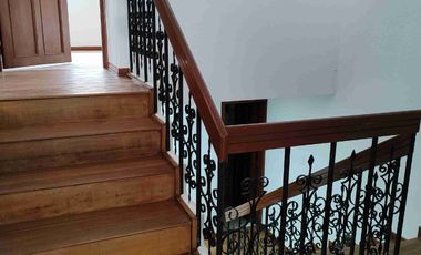 UNICA OPORTUNIDAD CASA PARA REMODELAR 218 m2. LA CAROLINA