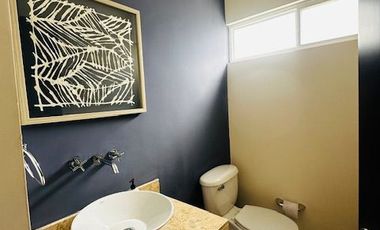 Hermosa casa en renta en la Joya residencial