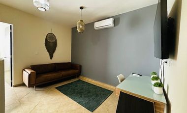 Hermosa casa en renta en la Joya residencial
