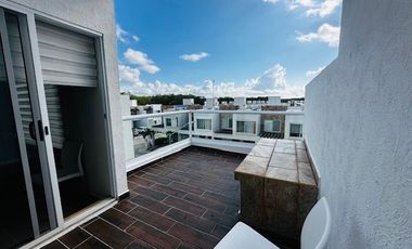 Hermosa casa en renta en la Joya residencial